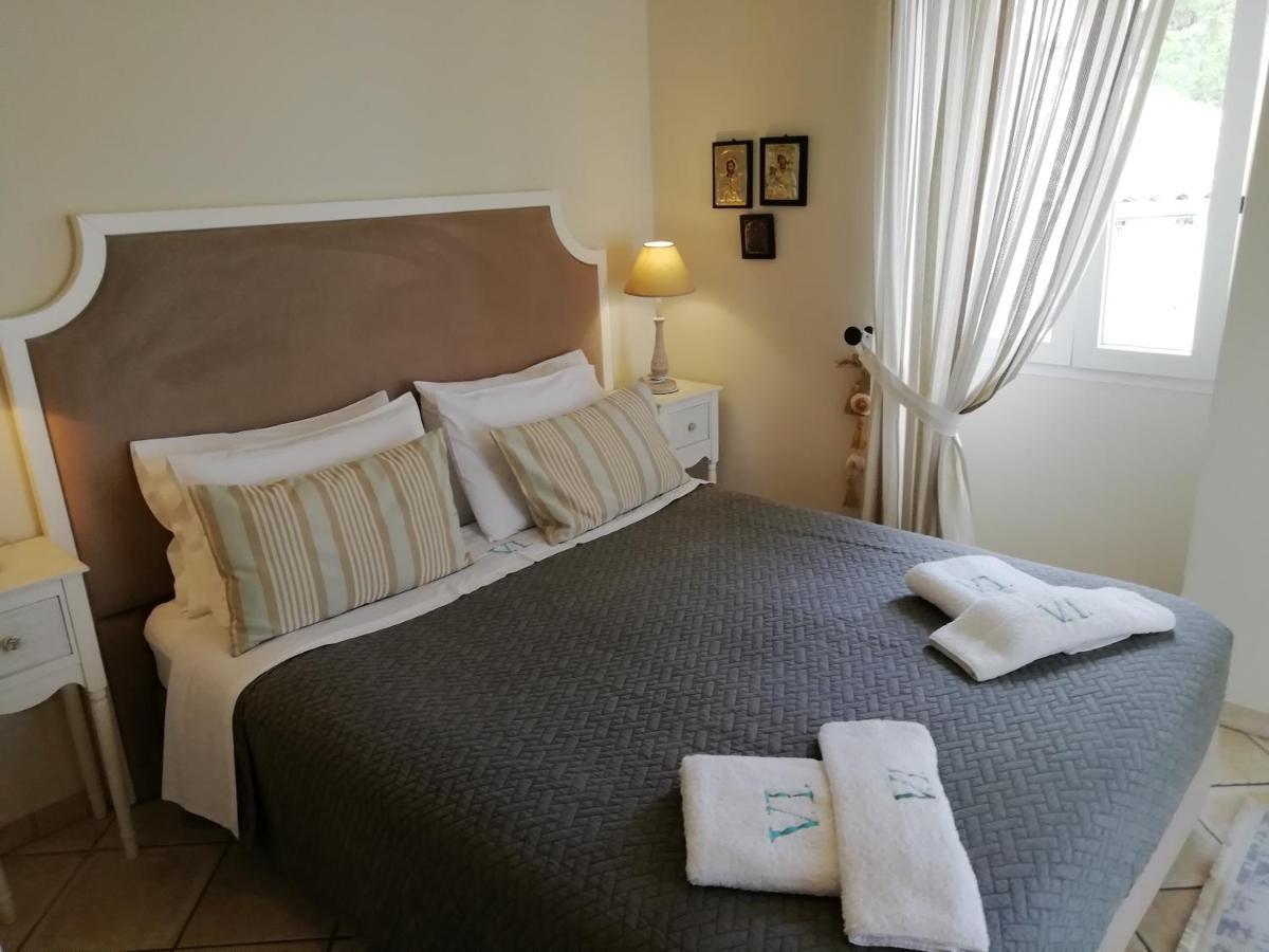Imerolia Beach Villa Kassiopi Corfu Bagian luar foto