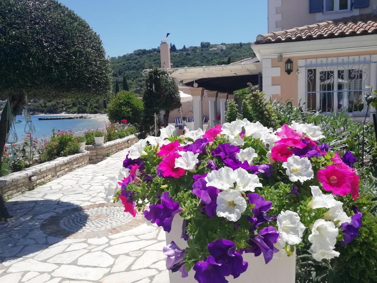 Imerolia Beach Villa Kassiopi Corfu Bagian luar foto