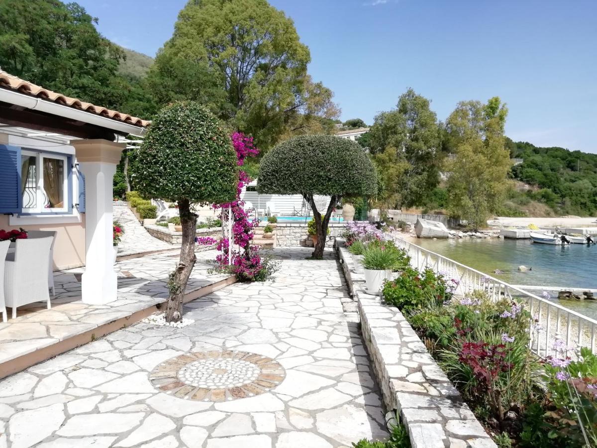 Imerolia Beach Villa Kassiopi Corfu Bagian luar foto