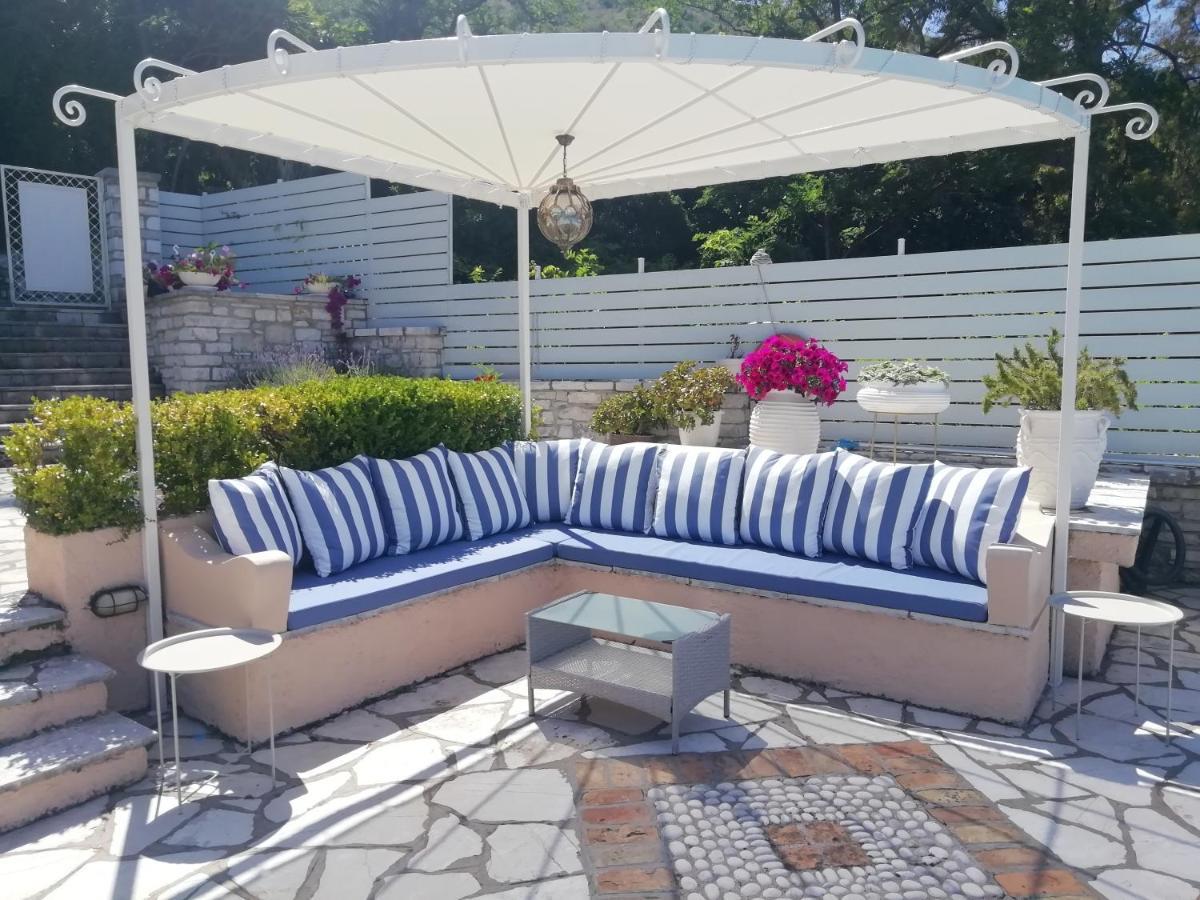 Imerolia Beach Villa Kassiopi Corfu Bagian luar foto