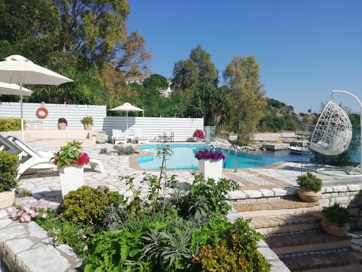 Imerolia Beach Villa Kassiopi Corfu Bagian luar foto